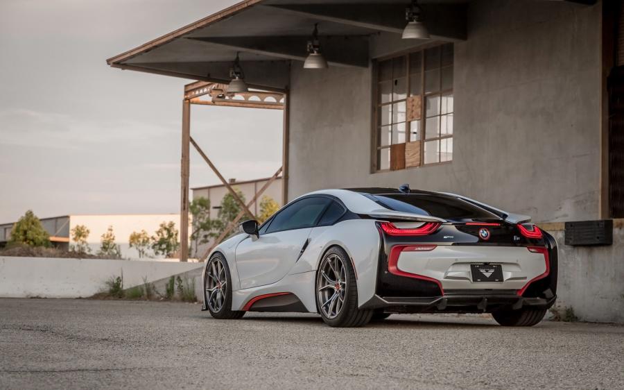  BMW i8 by Vorsteiner (V-FF 103) 2016 года  (фото 19 из 32)